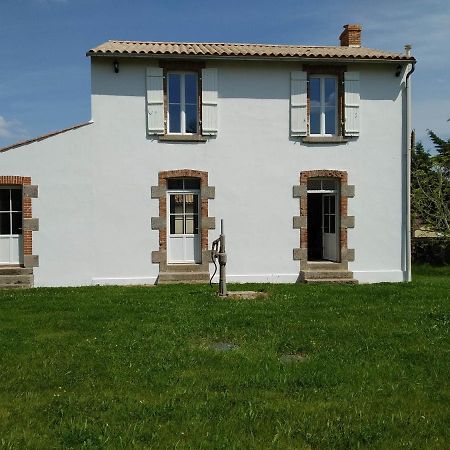 Gîte de la Percoterie Le Champ-Saint-Pere Exterior foto